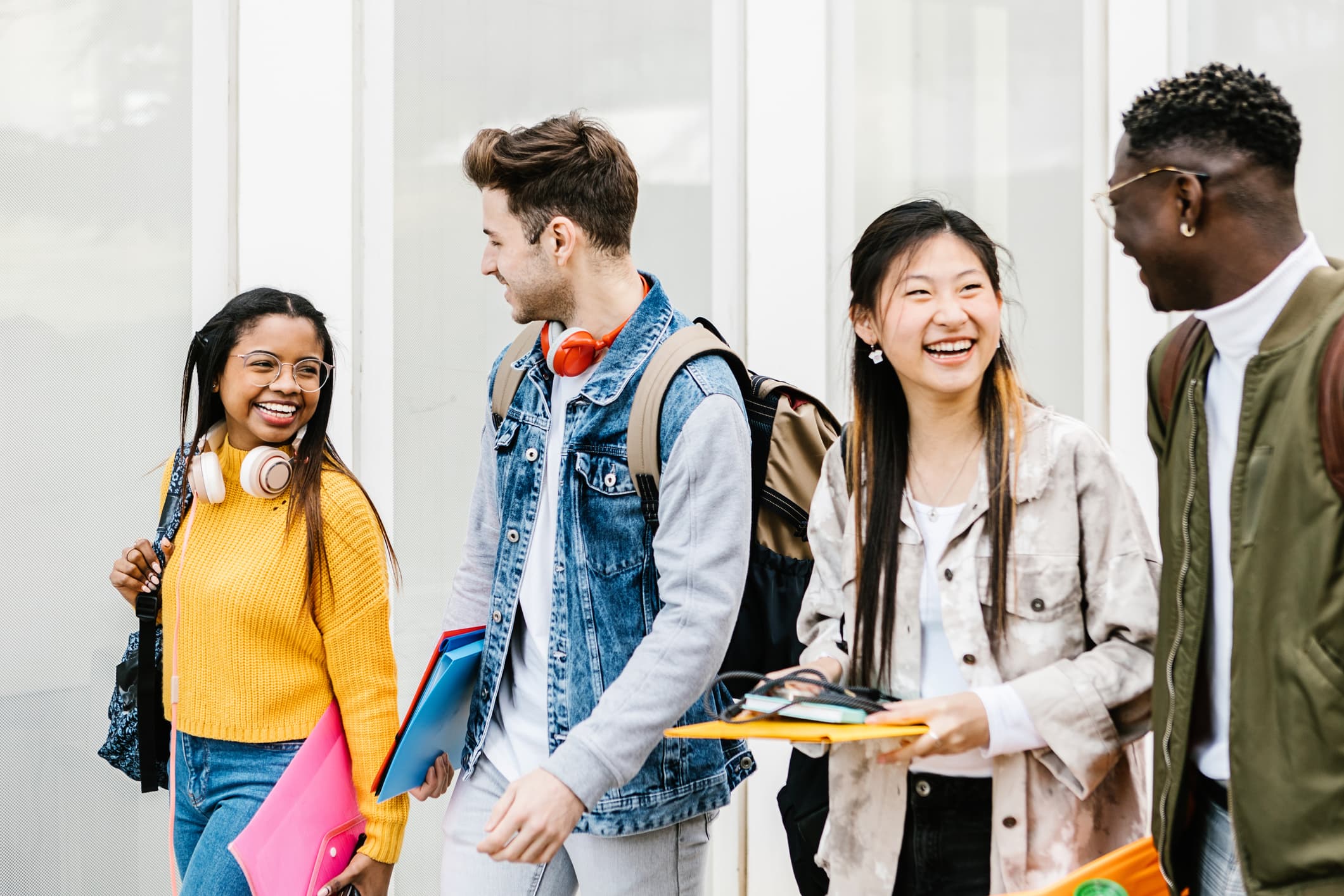 Timeless Money Lessons Every Student Should Learn Before Graduation
